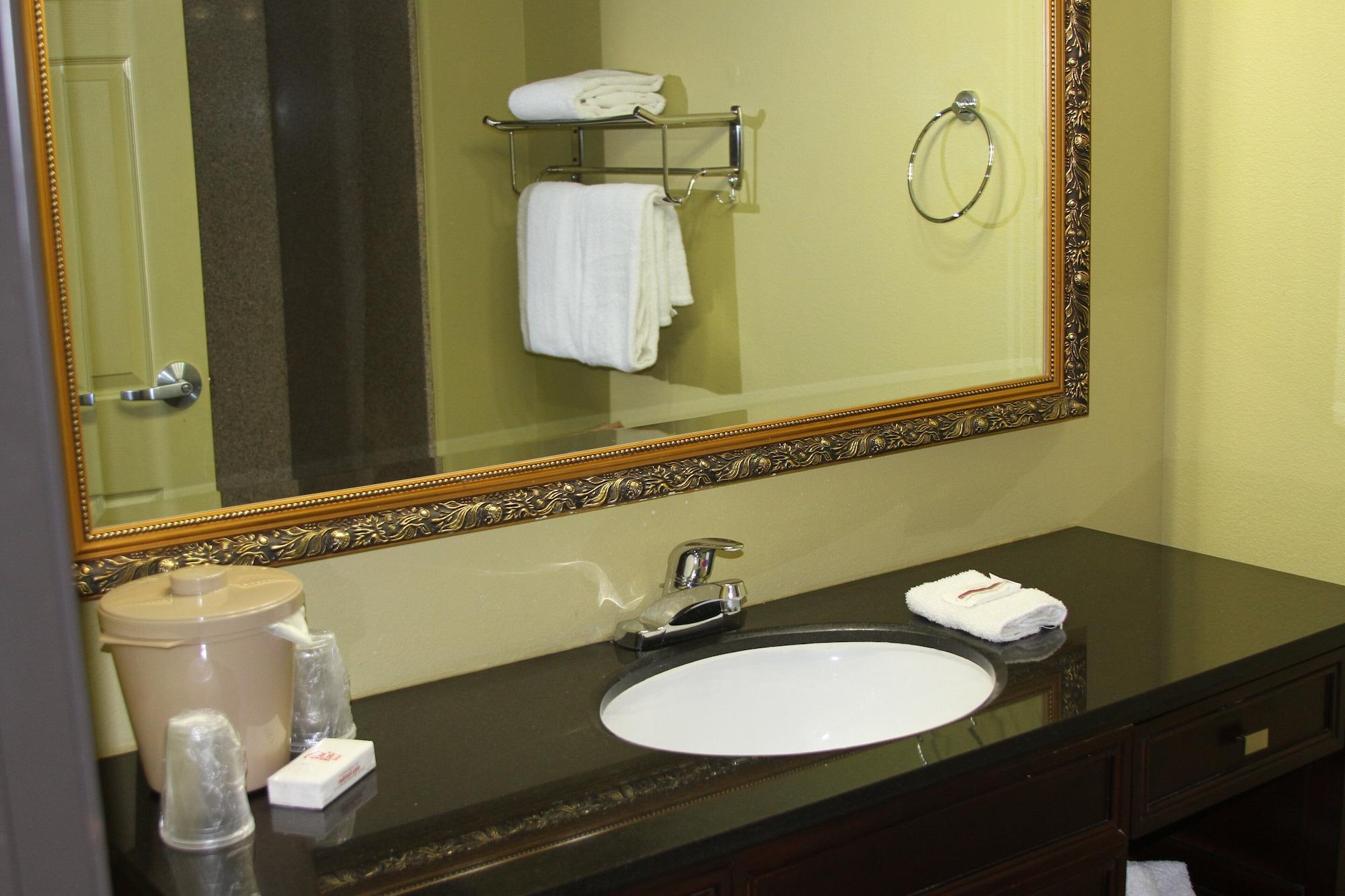 Red Roof Inn & Suites Detroit - Melvindale/Dearborn Esterno foto